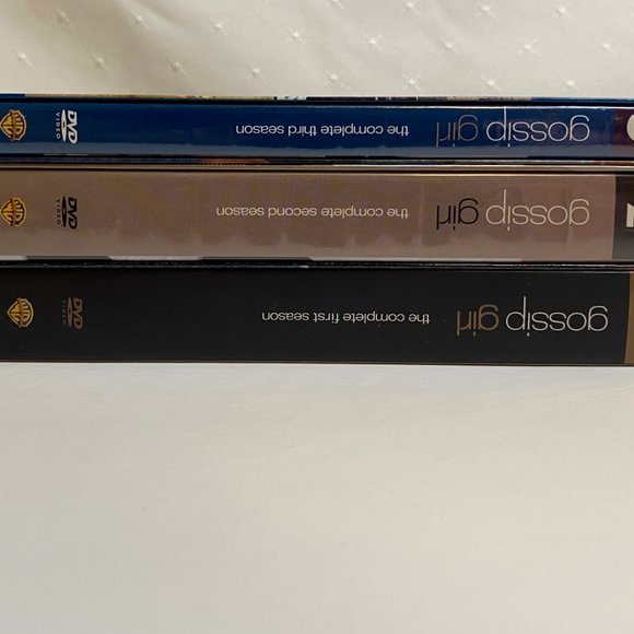 Gossip Girl seasons 1-3 DVD set - Picture 5 of 5